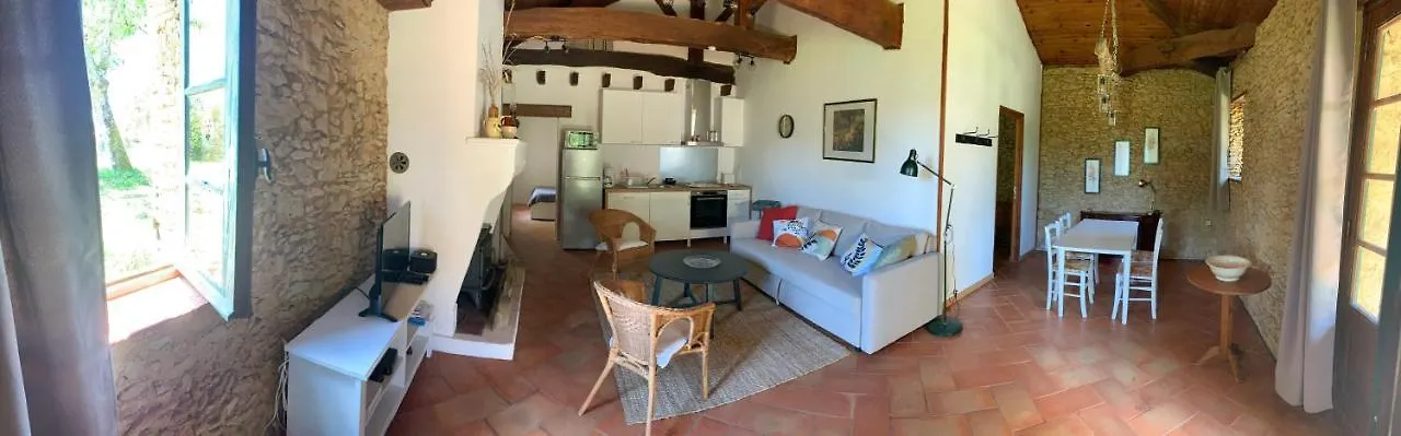 La caseta Domaine du CANTEAU YF Panjas Hébergement de vacances